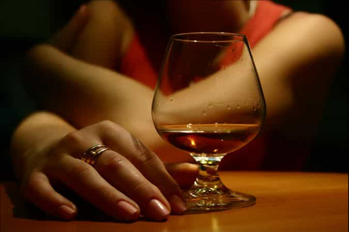 Картинки по запросу Ալկոհոլը, խմիչքը ու թմրանյութեր